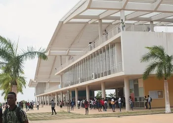 Universidade de Luanda 2023/2024