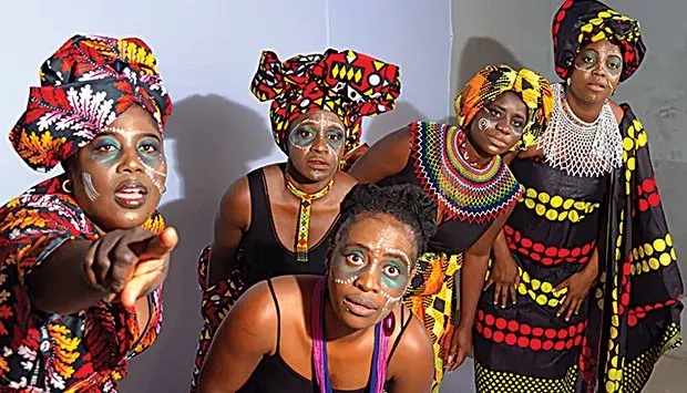 Espectáculo de teatro “Nós e as Ruas”, do projecto Affro Théâtro, procura valorizar o uso das línguas nacionais nas artes © Fotografia por: DR