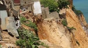 Valas de Drenagem/Luanda