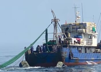 Violação marítima em Luanda