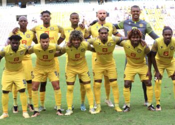 Clubes protestam local da final