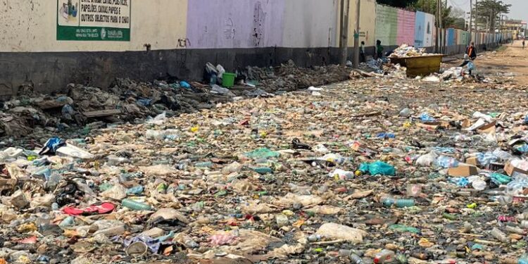 Estado dos esgotos no Rangel