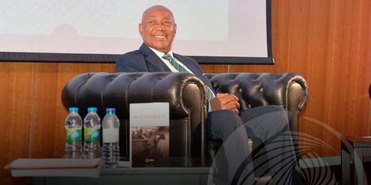 Hendrick Vaal Neto lança obra “Não se Esqueçam de Nós”