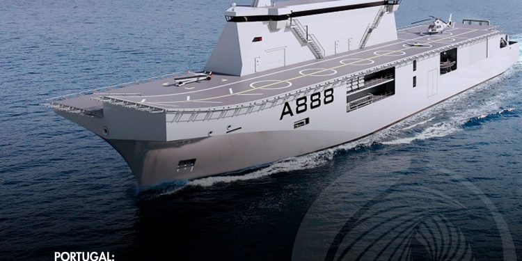 Marinha acompanha navios russos com vigilância apertada.