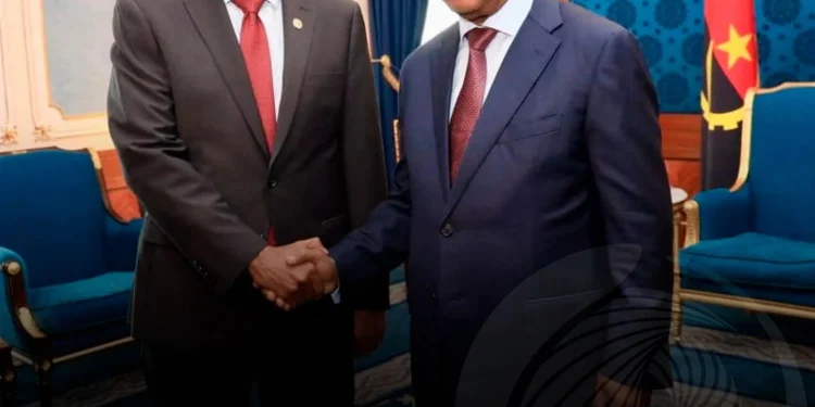 Banqueiro Africano recebido na Cidade Alta