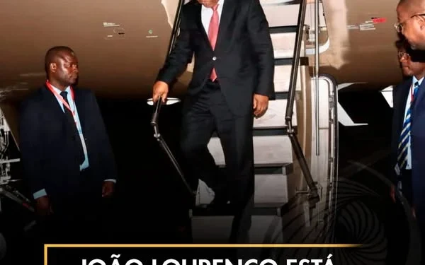 João Lourenço está de regresso ao país