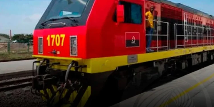 Suspensa circulação ferroviária na ligação entre Lubango e Menongue