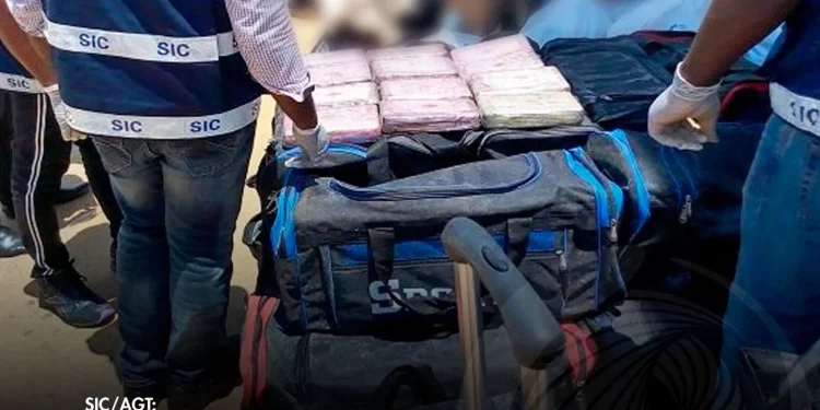 Autoridades angolanas detêm traficante de droga estrangeiro em Luanda