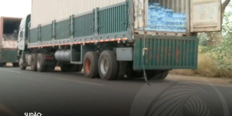 Sul de Cartum recebe camiões com bens alimentares