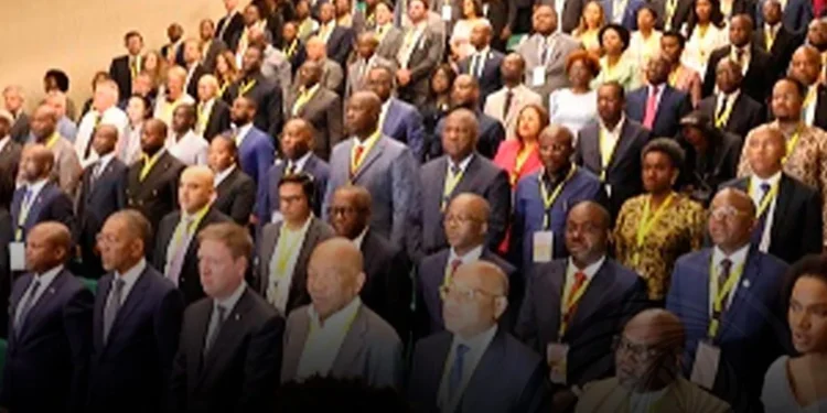 Conferência de diamantes coloca Angola aos olhos do G7