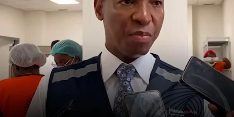 Comissão de combate à cólera avalia situação no Hospital-Geral de Cacuaco