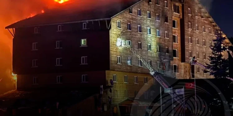 Incêndio em hotel faz 66 mortos e 51 feridos na Turquia