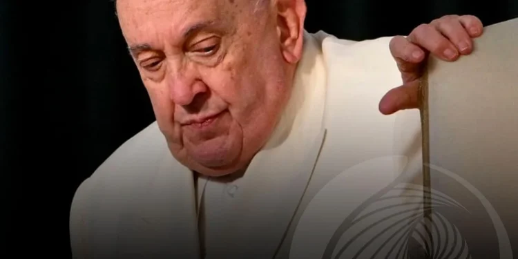Papa Francisco desenvolve insuficiência renal e permanece em estado crítico