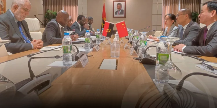 Governo chinês pretende formar quadros angolanos em matéria de manutenção de estradas