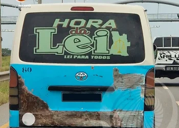 “A Hora da Lei” é homenageado por taxista em Luanda
