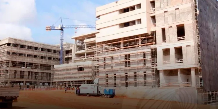 PR avalia obras do futuro Hospital de Queimados em Luanda