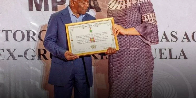 Grupo Kissanguela é homenageado pelo MPLA