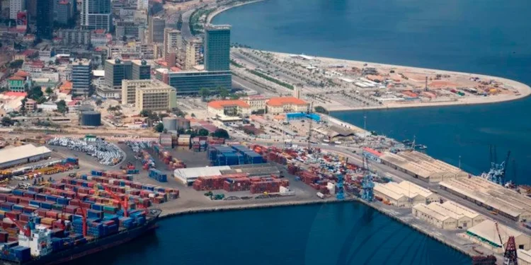 Angola destaca-se em conferência da APLOP sobre inovação e sustentabilidade portuária