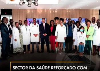 Sector da saúde reforçado com quinze novos especialistas