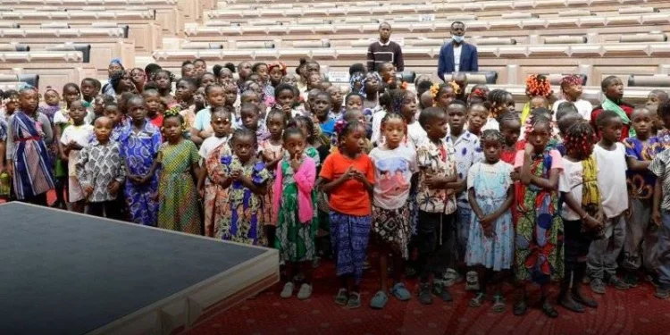 Assembleia Nacional abre as portas aos mais pequenos em comemoração do Dia da Criança Africana.