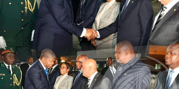 PR João Lourenço regressa ao país após missão em Addis-Abeba