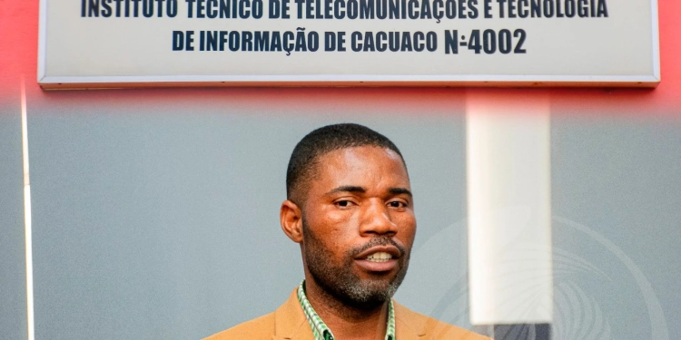 Mais de 1.400 estudantes beneficiados com reforço tecnológico no ITEL de Cacuaco