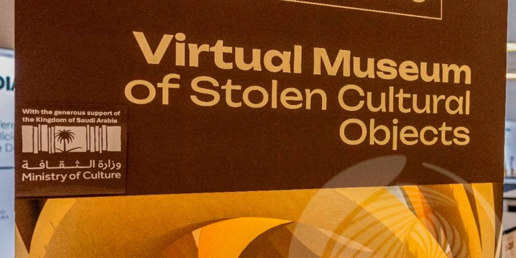 Ministro Filipe Zau defende restituição de artefactos africanos em conferência da UNESCO