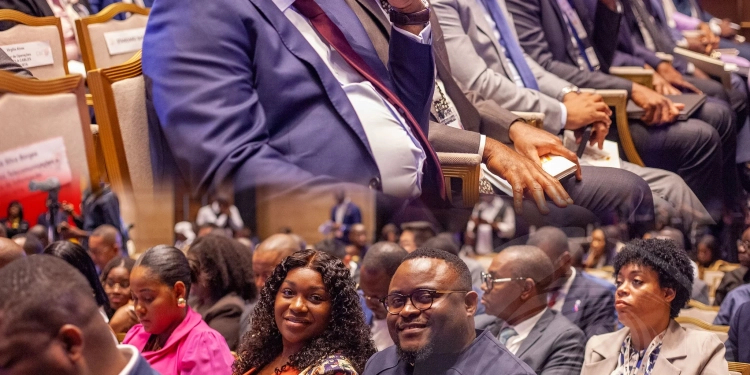 TV ZIMBO e Câmara de Comércio Angola–China promovem “Conferência sobre Relações Comerciais Bilaterais”