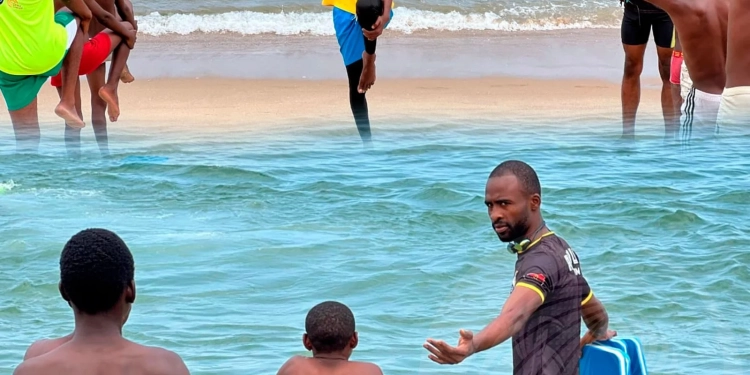 Projecto de Massificação da Natação lançado na Ilha de Luanda