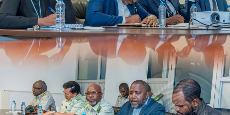 GPL avalia cadeia de produção e distribuição agro-industrial