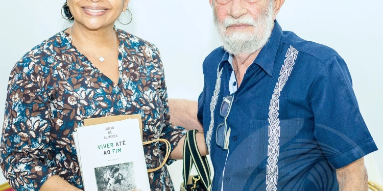 Júlio de Almeida lança autobiografia “Viver Até ao Fim”