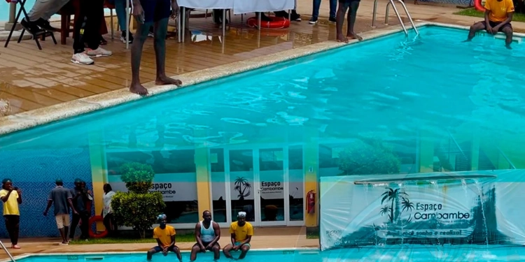 Icolo e Bengo assinala Dia Nacional do Bombeiro com exercício técnico de salvamento aquático