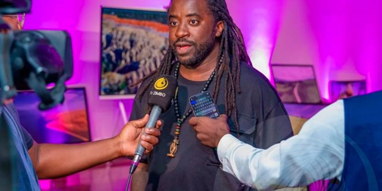 Jornalismo e fotografia unem-se na exposição “Angola Living Experience”