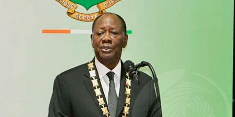 Presidente Alassane Ouattara é investido para um novo mandato