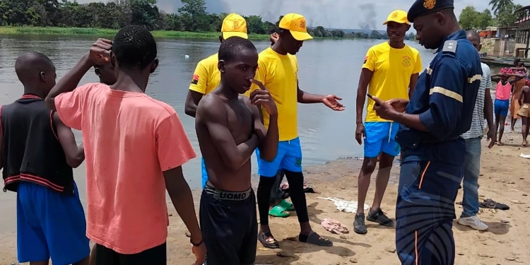Bombeiros intensificam sensibilização durante a época natalina