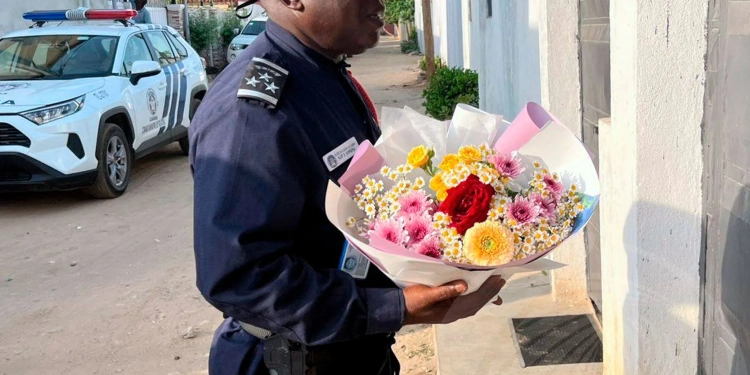 Efectivos da Polícia vítimas de acidente de viação no exercício das funções recebem visita do órgão