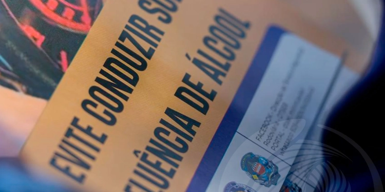 Ministro Manuel Homem promove campanha de sensibilização rodoviária na quadra festiva