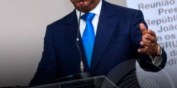 Presidente da República consternado com acidente rodoviário no Cuanza Sul