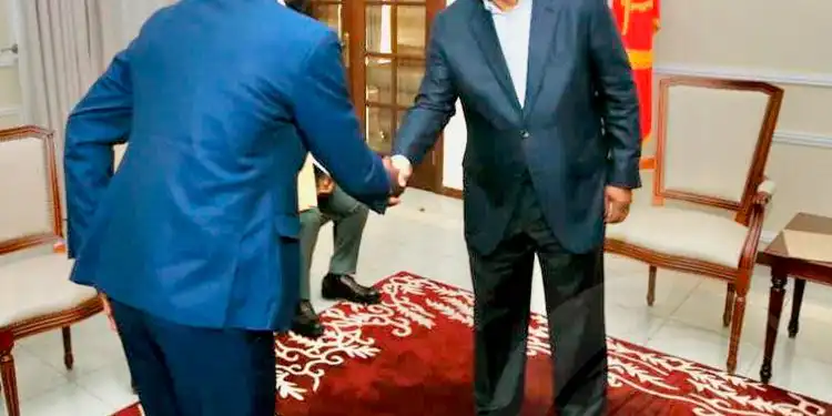 Presidente da República mantém encontro com representantes da juventude no Zaire
