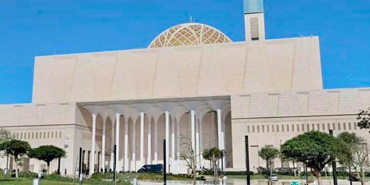 João Lourenço visita Grande Mesquita de Argel e destaca espiritualidade do povo argelino