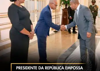 Presidente da República empossa Ministro da Defesa e Governadora do Cuando