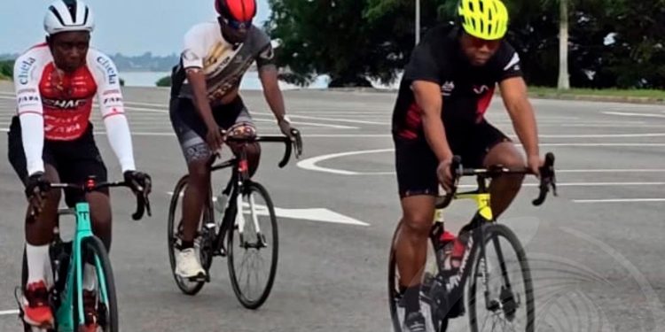PR João Lourenço participa de actividade de ciclismo e reforça apelo à prática de exercícios físicos