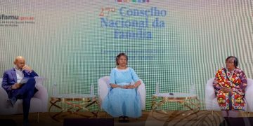 Ministra da Acção Social manifesta preocupação com aumento de crianças em situação de rua